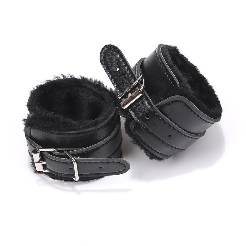 Sex toys  dubaiAdjustableLeatherFauxFurLinedWristCuffstoys  men